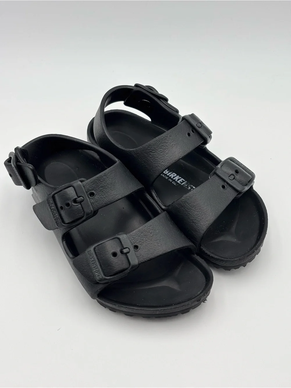 Birkenstock Black Milano Essentials Kids Sandals  size 27 /  9-9.5